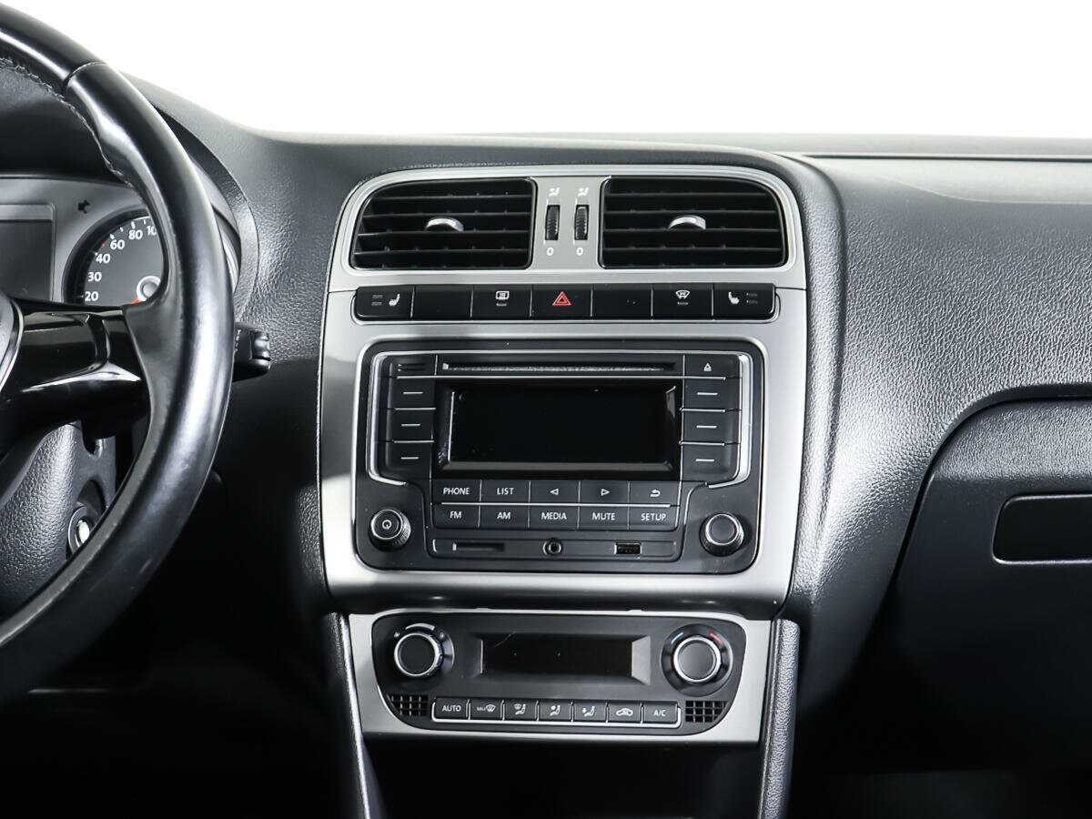 Volkswagen Polo б/у, 2016, Автоматическая. Фото: #11