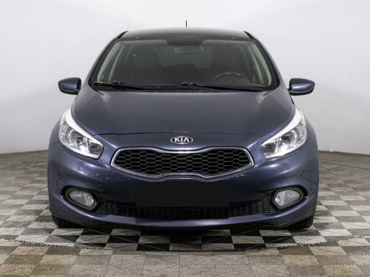 Kia Ceed б/у, 2013, Автоматическая. Фото: #1