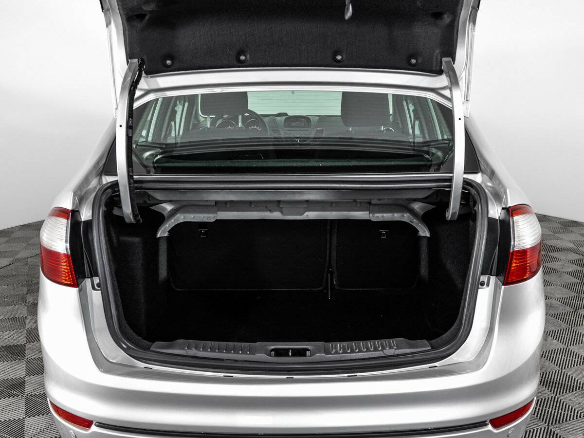 Ford Fiesta б/у, 2016, Роботизированная. Фото: #15