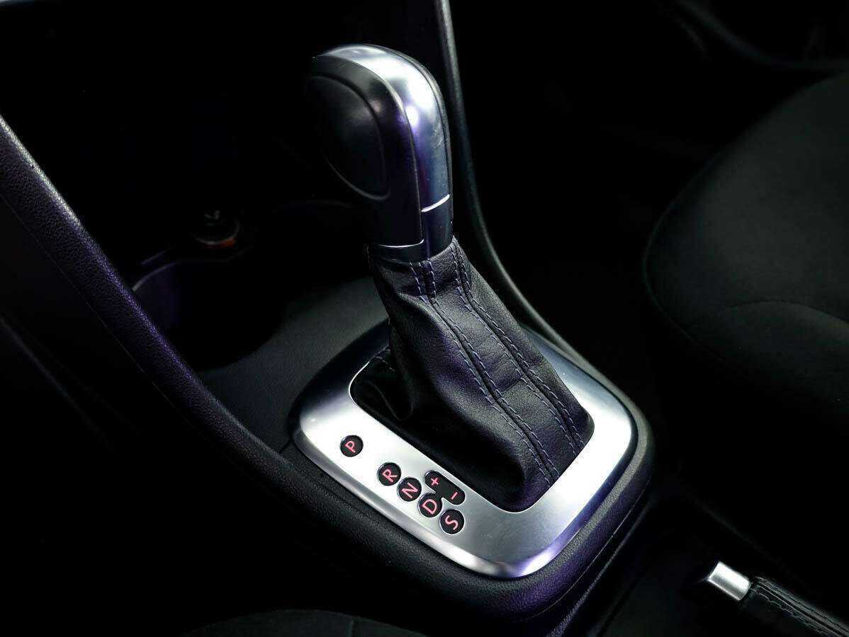 Volkswagen Polo б/у, 2013, Автоматическая. Фото: #17