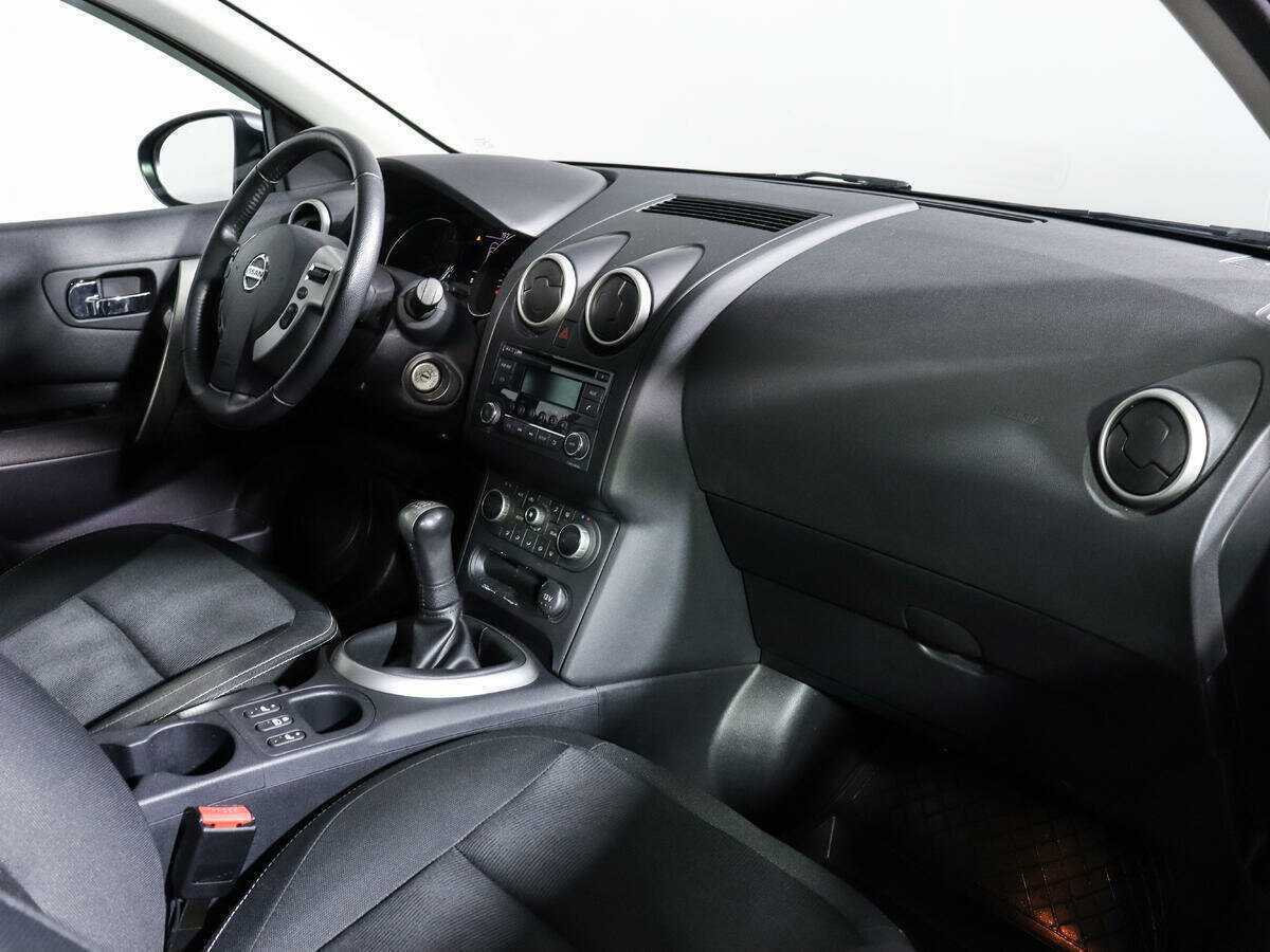 Nissan Qashqai б/у, 2012, Механическая. Фото: #7