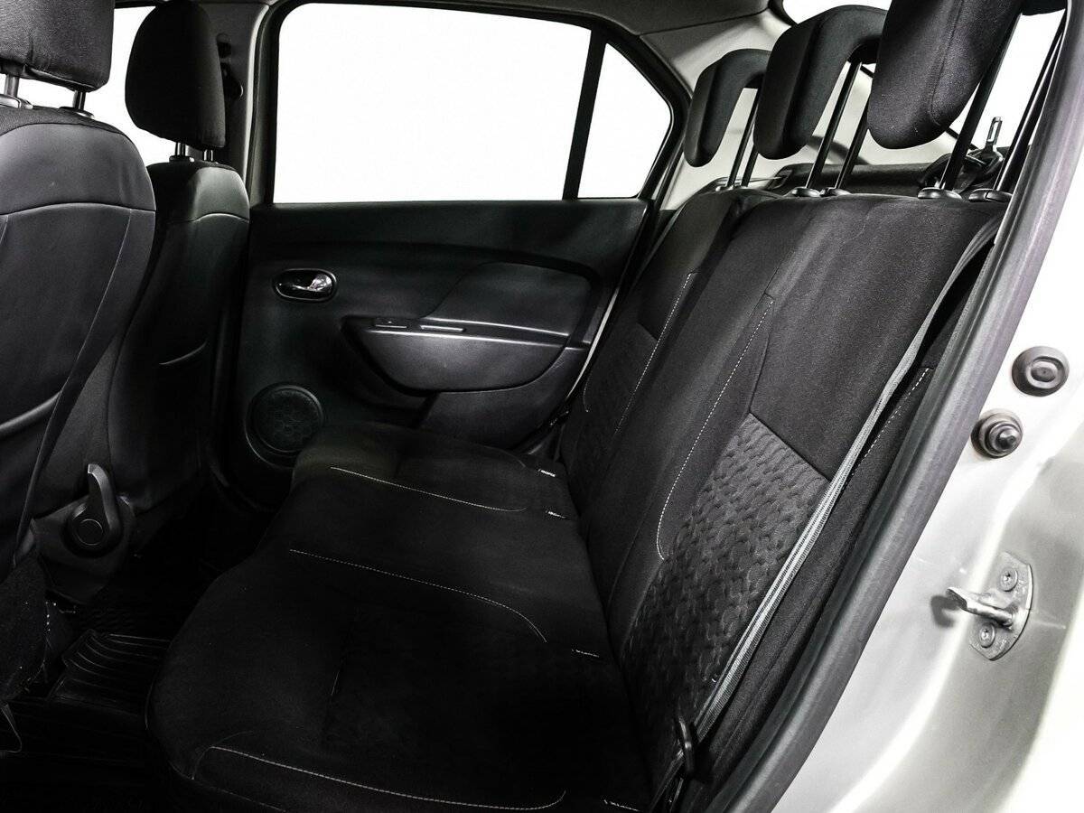 Renault Logan б/у, 2016, Механическая. Фото: #12