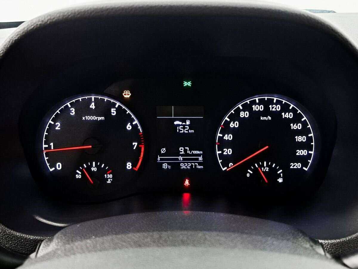 Hyundai Solaris б/у, 2018, Механическая. Фото: #10