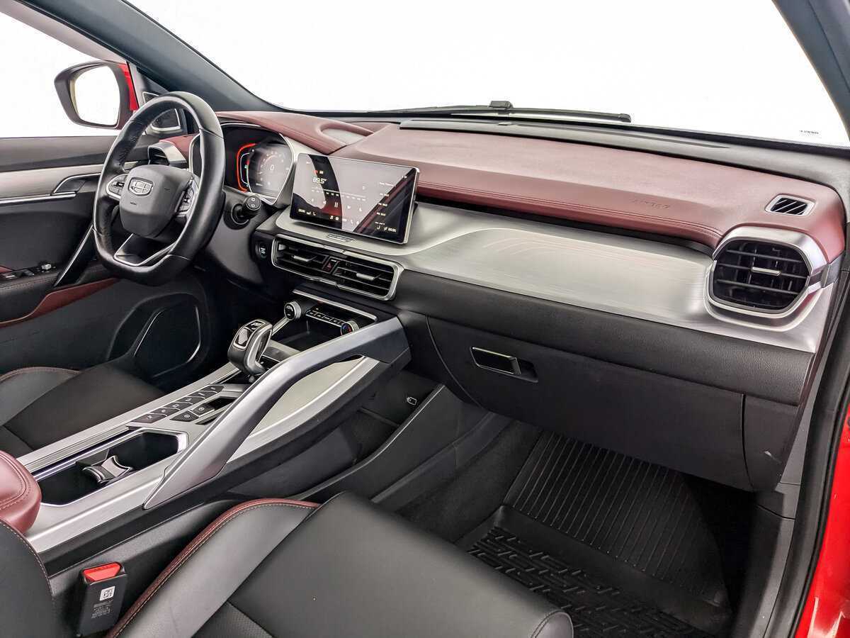 Geely Coolray б/у, 2021, Роботизированная. Фото: #8