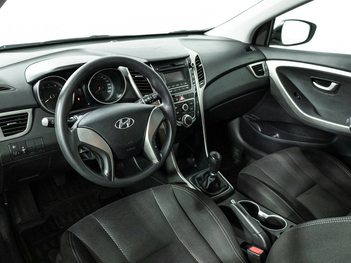 Hyundai i30 б/у, 2014, Механическая. Фото: #10