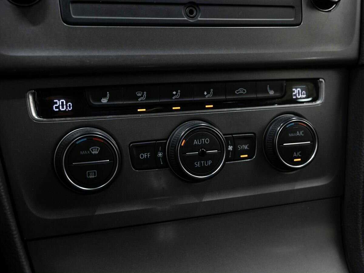 Volkswagen Golf б/у, 2013, Роботизированная. Фото: #17