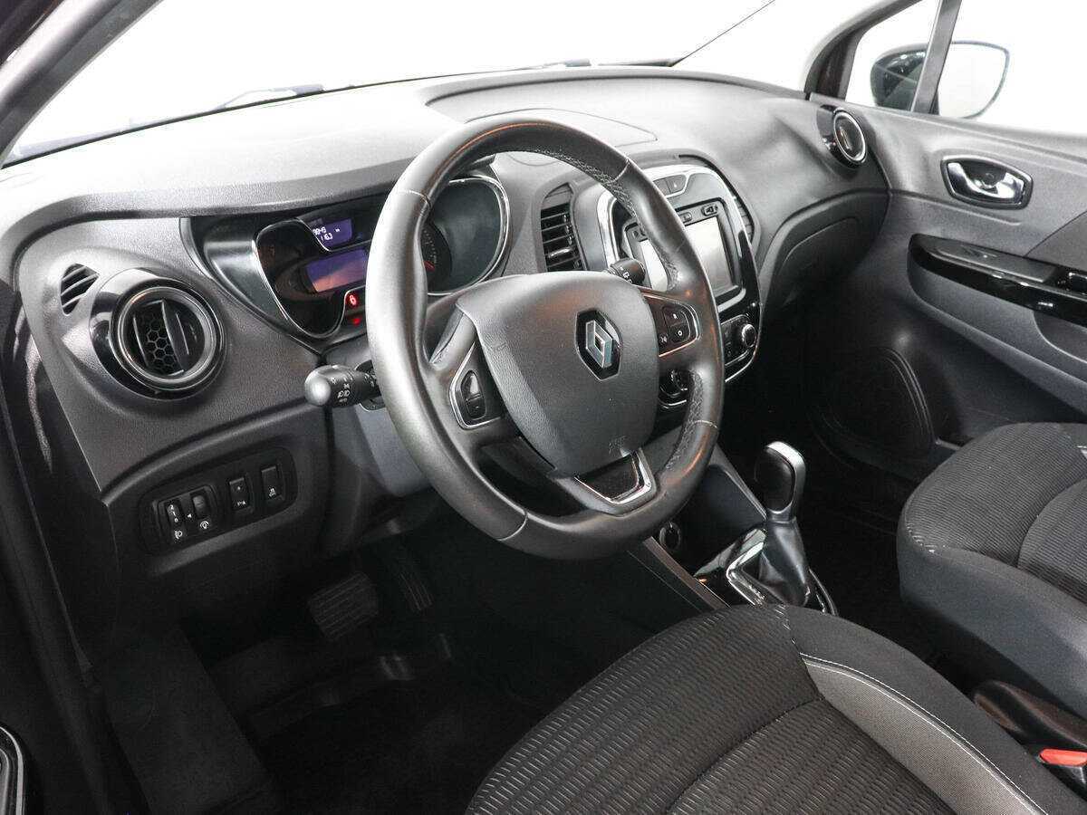 Renault Kaptur б/у, 2017, Автоматическая. Фото: #8