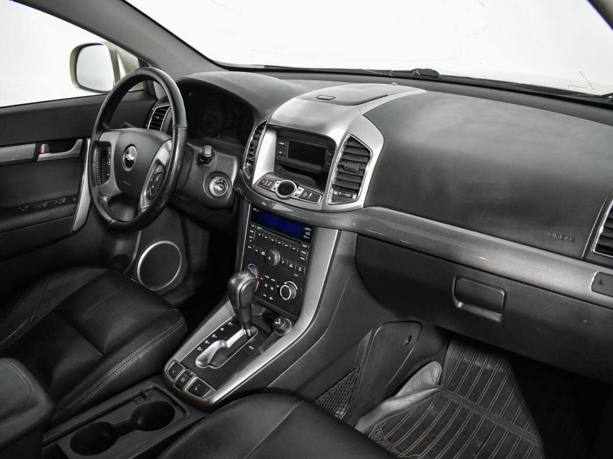 Chevrolet Captiva б/у, 2012, Автоматическая. Фото: #11