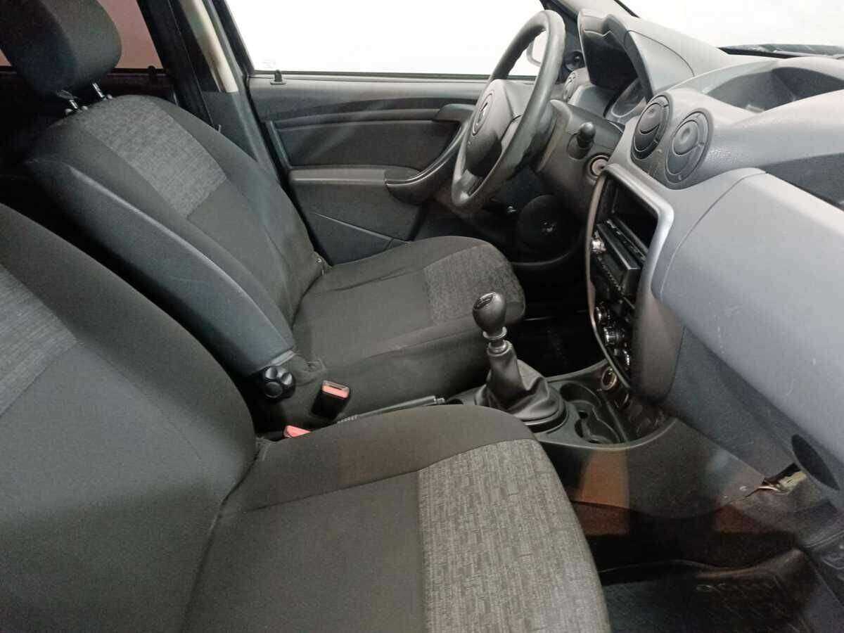 Renault Duster б/у, 2014, Механическая. Фото: #9