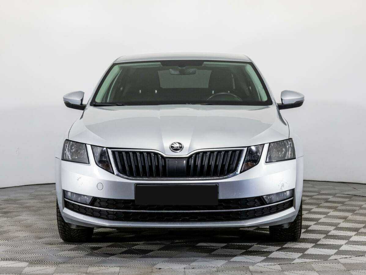 Skoda Octavia б/у, 2018, Автоматическая. Фото: #1