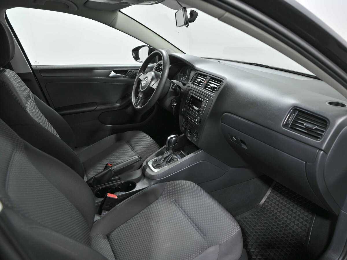 Volkswagen Jetta б/у, 2013, Автоматическая. Фото: #6