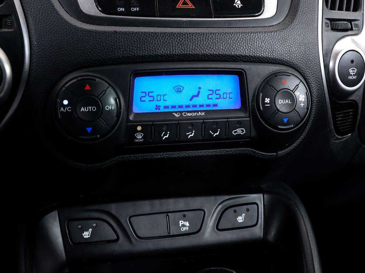 Hyundai ix35 б/у, 2012, Автоматическая. Фото: #11