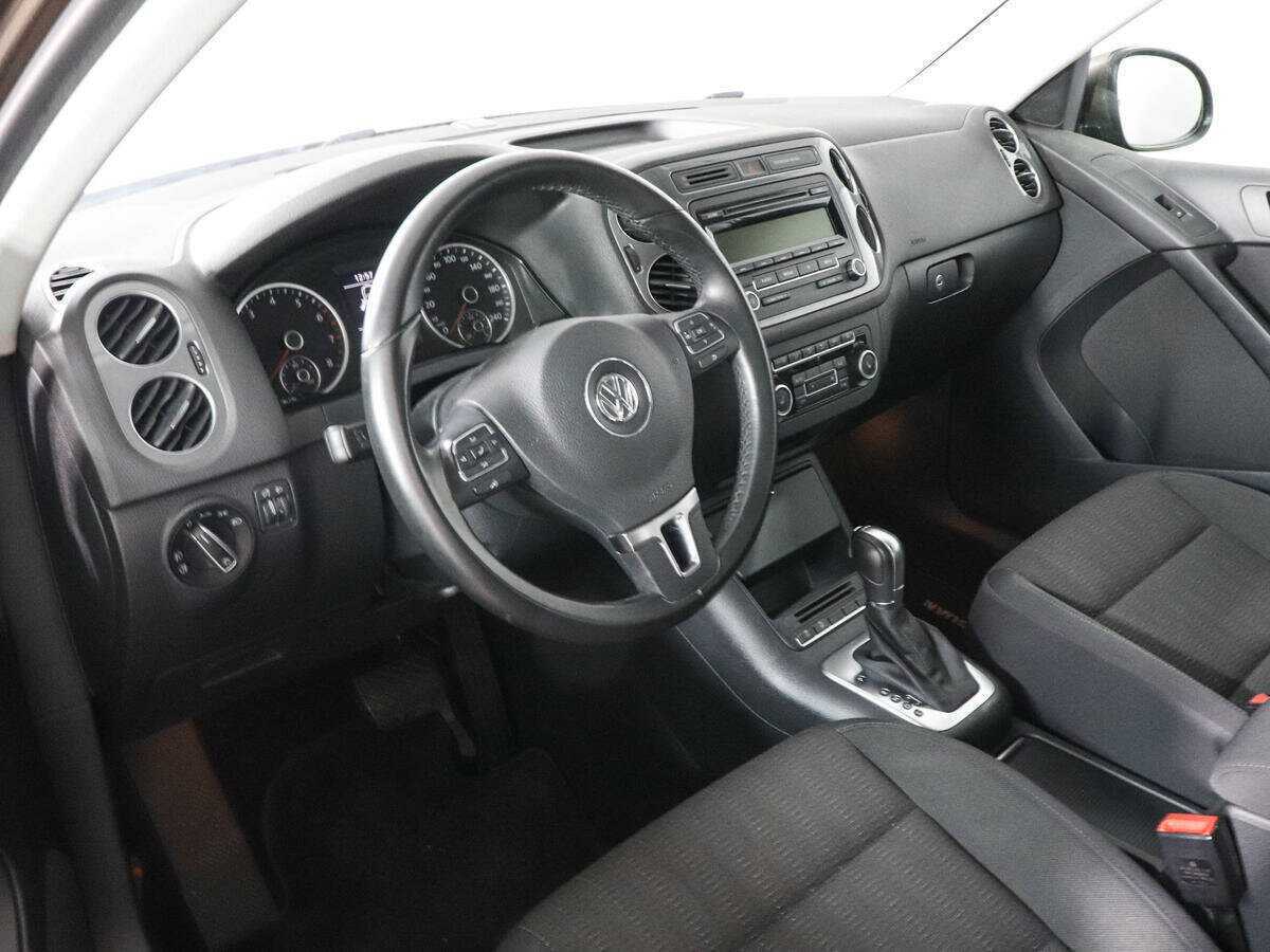 Volkswagen Tiguan б/у, 2015, Роботизированная. Фото: #8