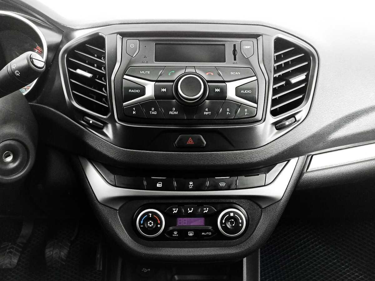 Lada (ВАЗ) Vesta б/у, 2021, Механическая. Фото: #12