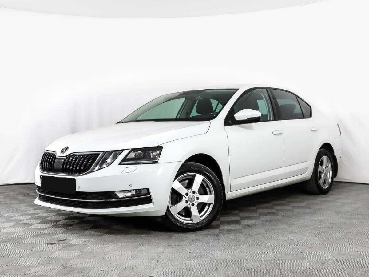 Skoda Octavia б/у, 2018, Роботизированная. Посмотреть фото