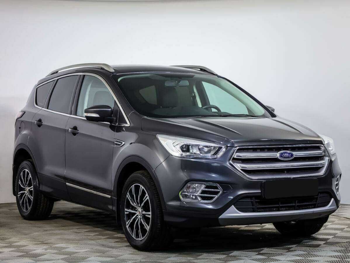 Ford Kuga б/у, 2017, Автоматическая. Фото: #1