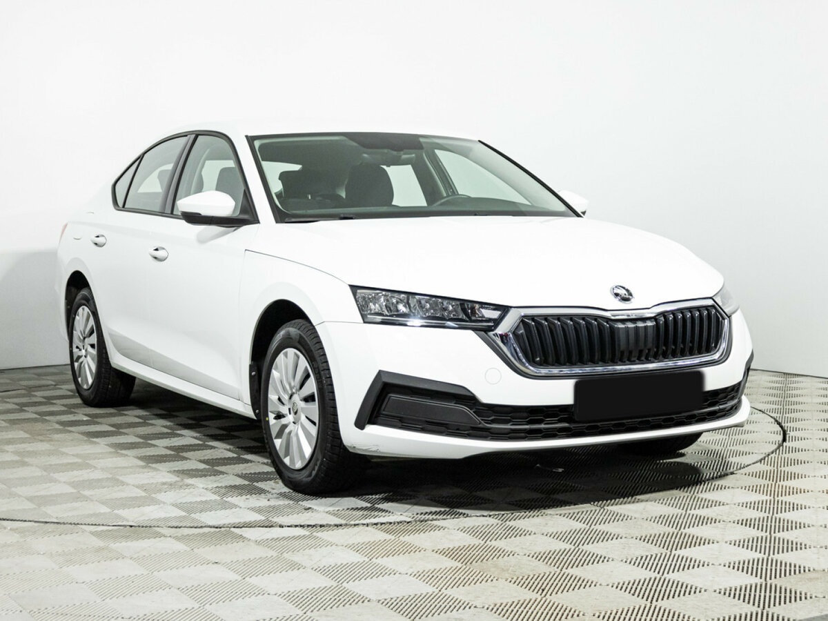 Skoda Octavia б/у, 2021, Автоматическая. Фото: #2