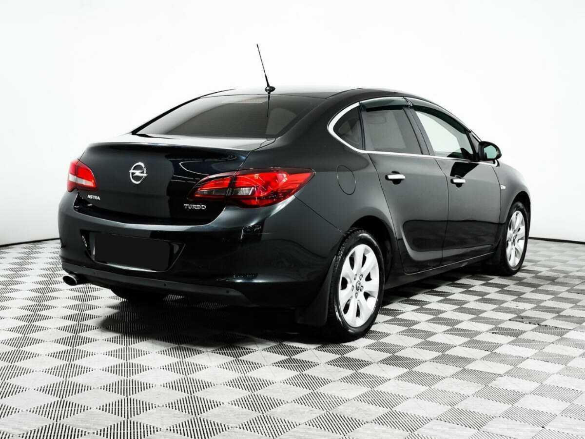Opel Astra б/у, 2013, Автоматическая. Фото: #4