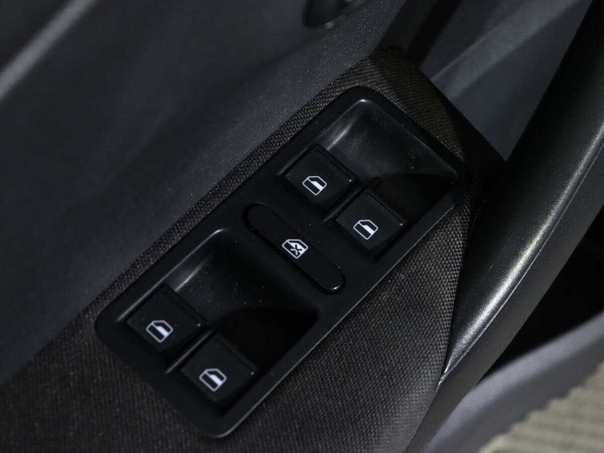 Volkswagen Polo б/у, 2016, Автоматическая. Фото: #14