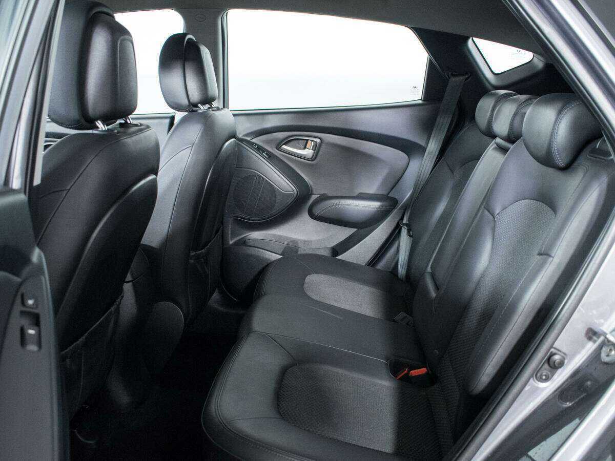 Hyundai ix35 б/у, 2012, Автоматическая. Фото: #9