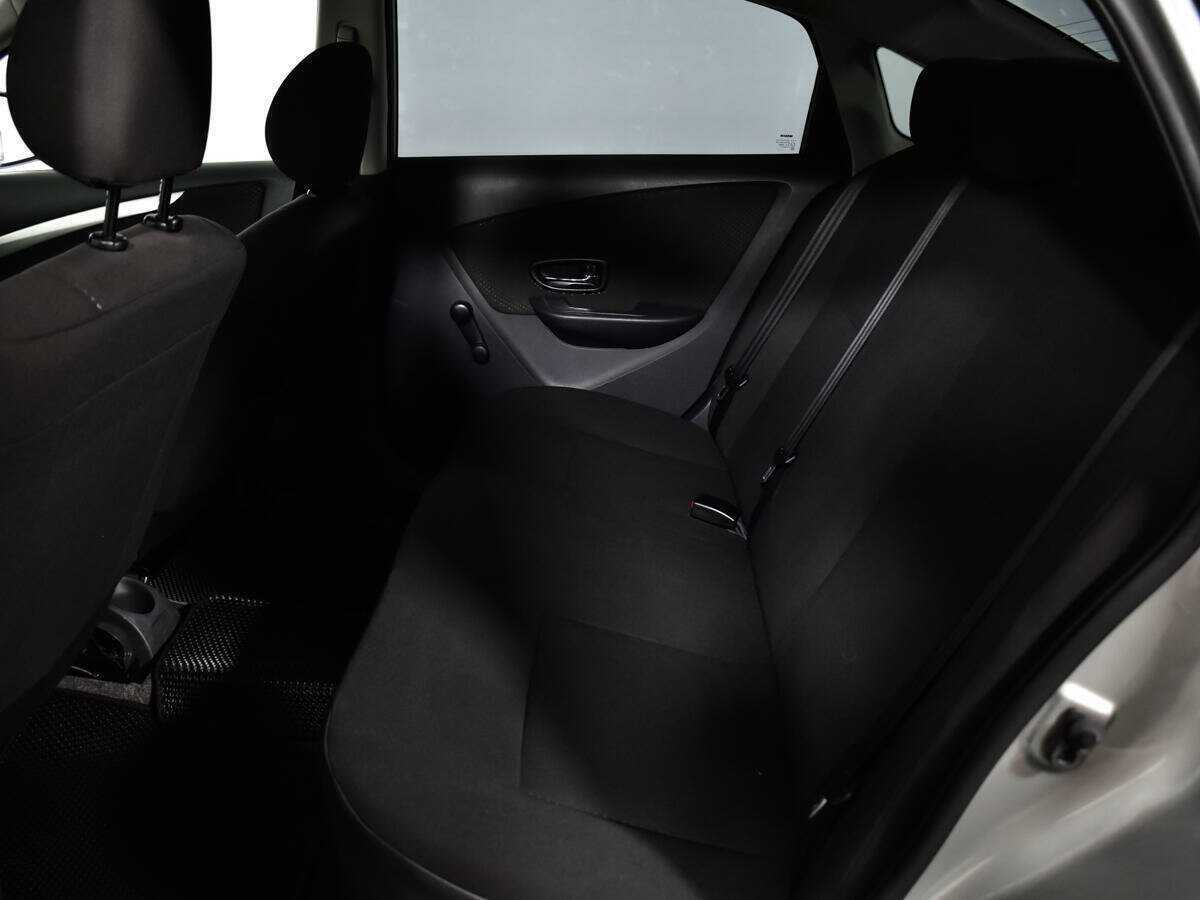 Nissan Almera б/у, 2013, Механическая. Фото: #9