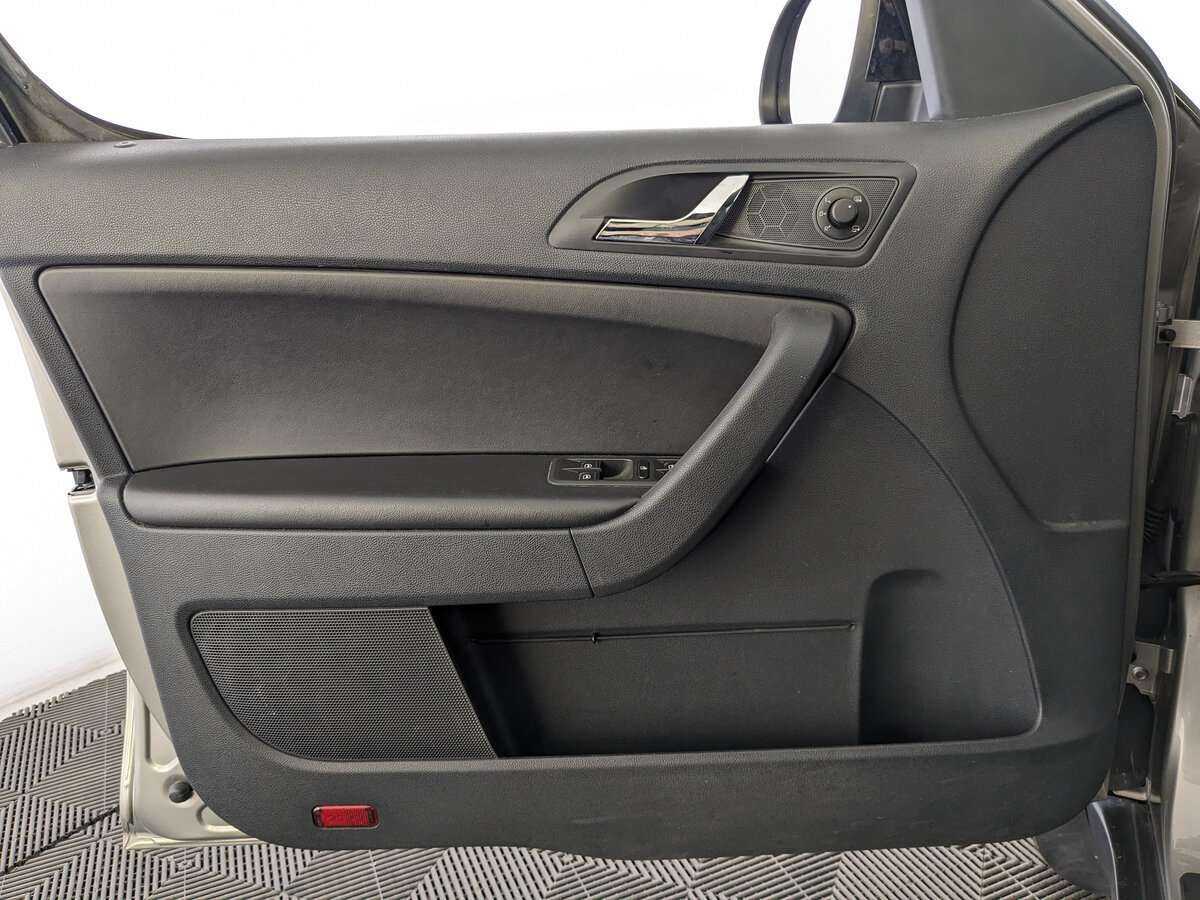 Skoda Yeti б/у, 2017, Роботизированная. Фото: #14