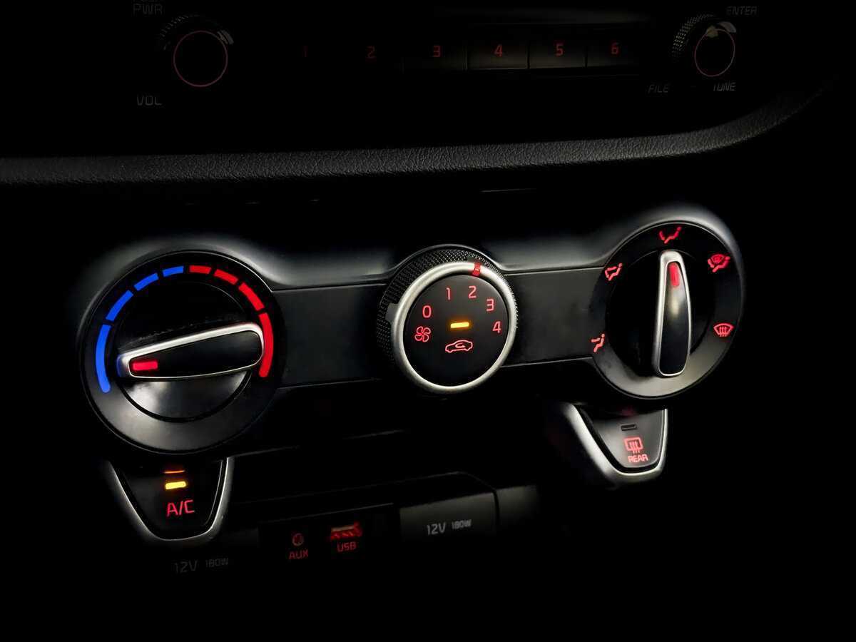 Kia Rio б/у, 2020, Автоматическая. Фото: #23