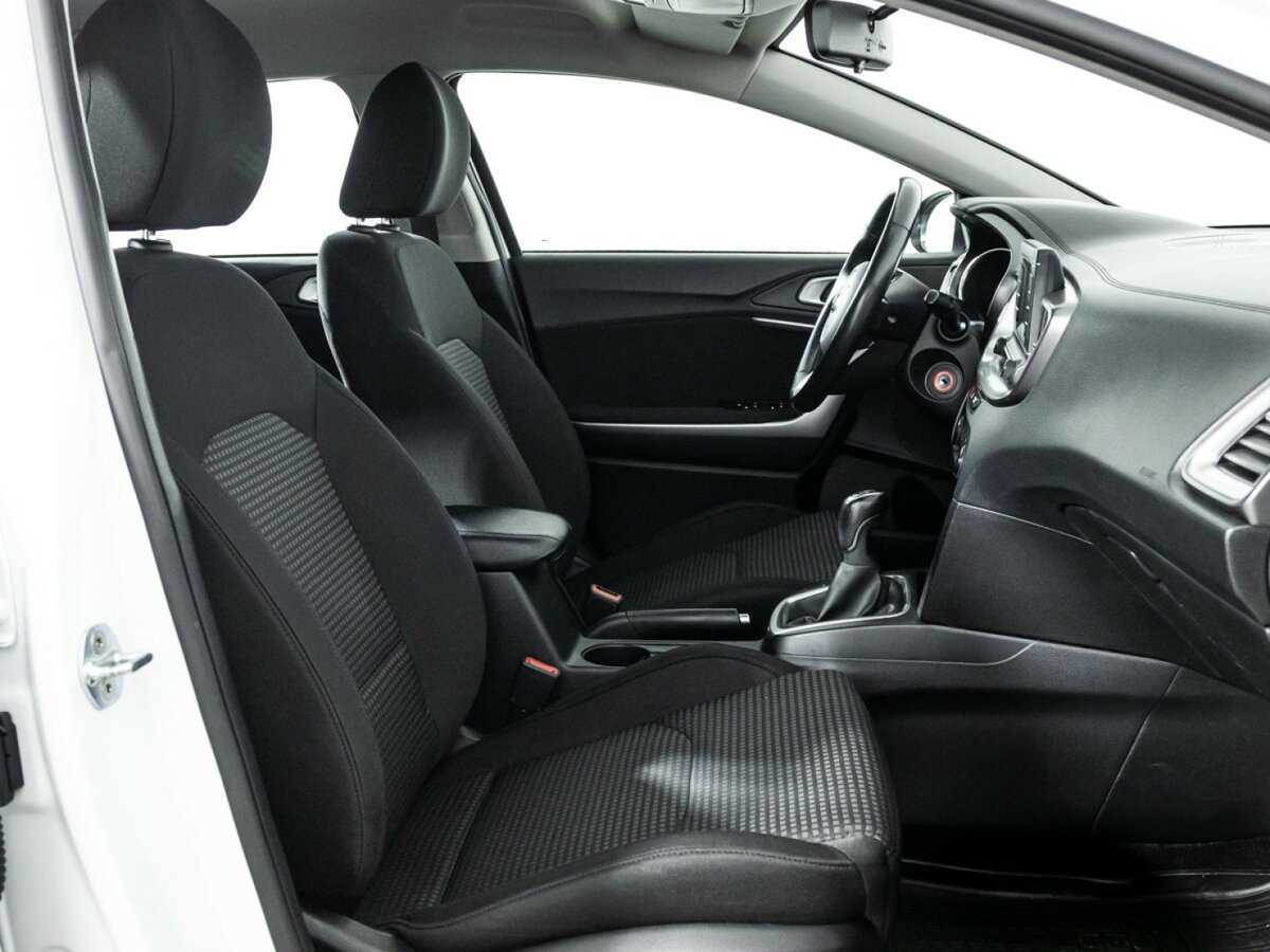 Kia Ceed б/у, 2020, Механическая. Фото: #15