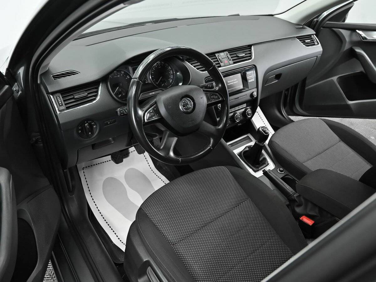 Skoda Octavia б/у, 2014, Механическая. Фото: #7