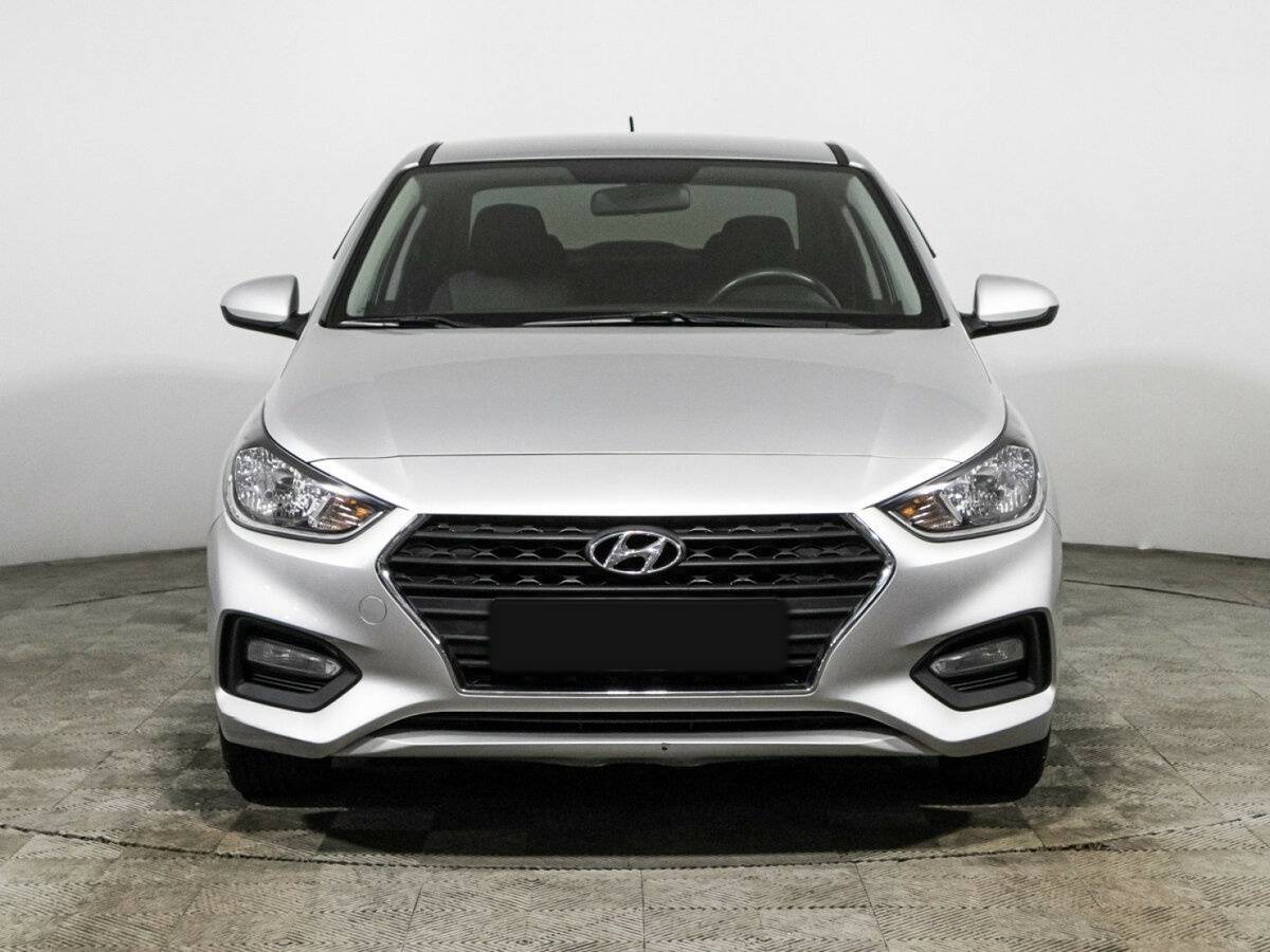 Hyundai Solaris б/у, 2017, Автоматическая. Фото: #1