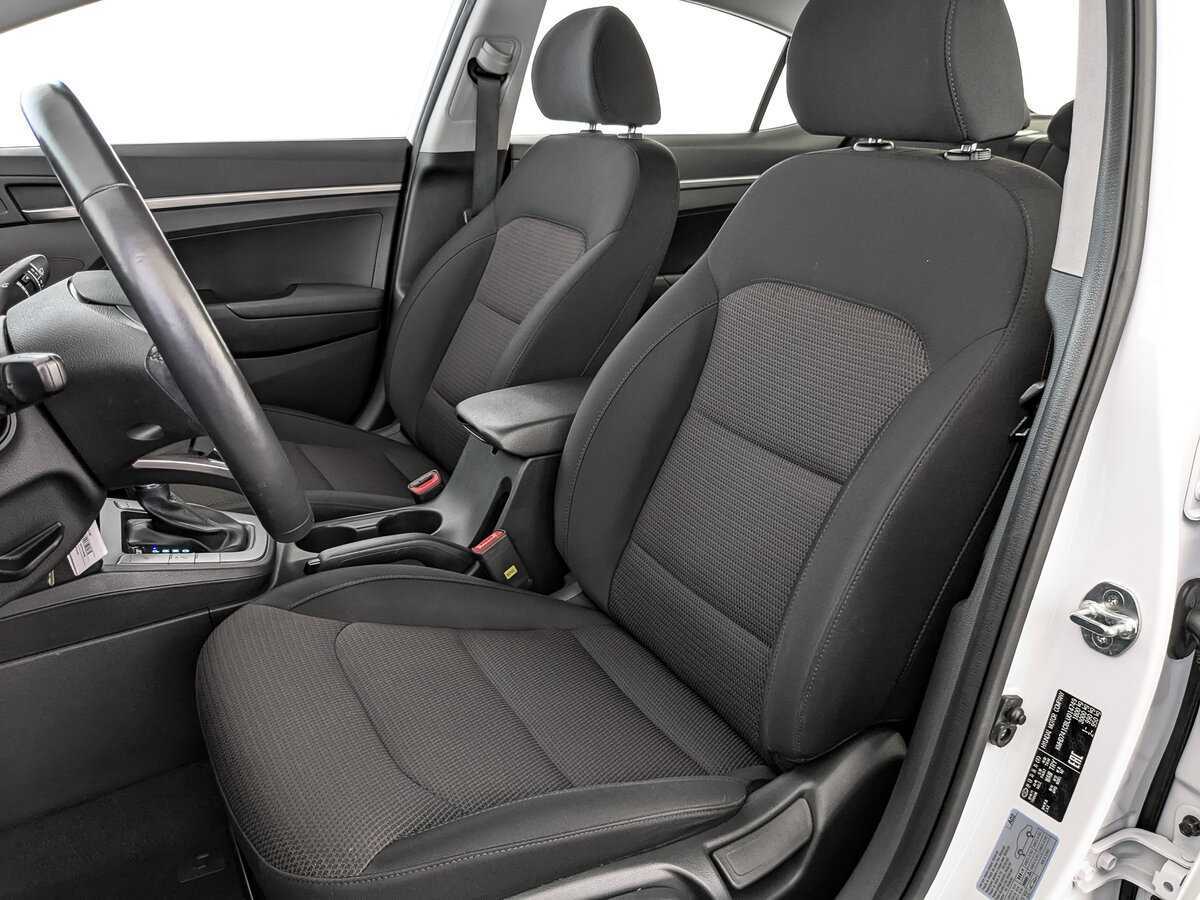 Hyundai Elantra б/у, 2019, Автоматическая. Фото: #19