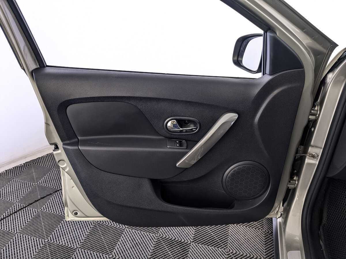 Renault Logan б/у, 2020, Механическая. Фото: #14