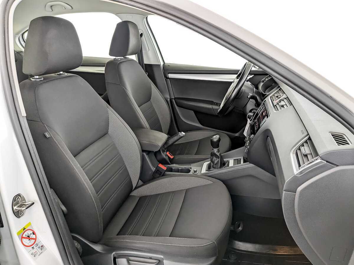 Skoda Octavia б/у, 2019, Механическая. Фото: #20