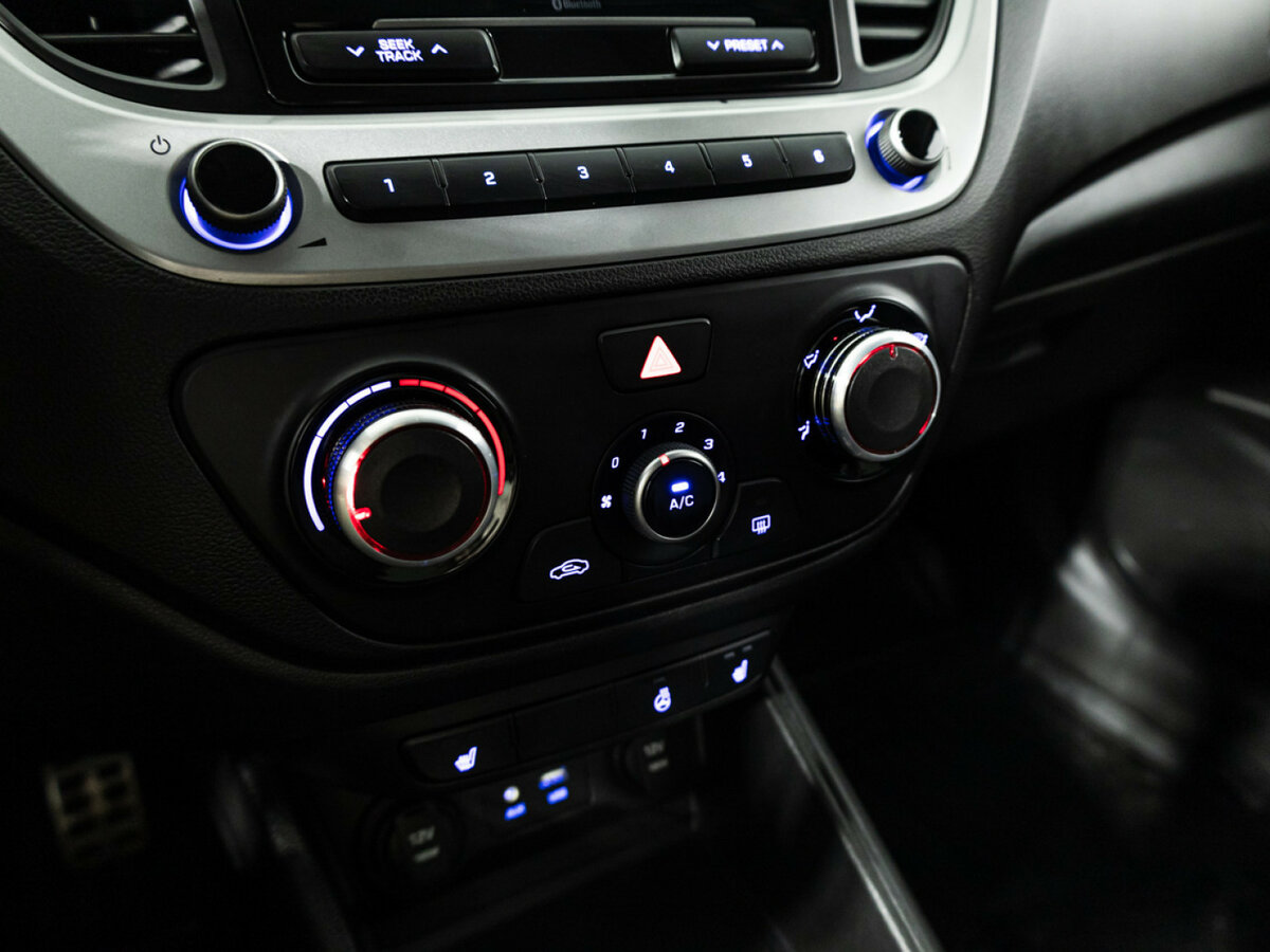 Hyundai Solaris б/у, 2017, Автоматическая. Фото: #14