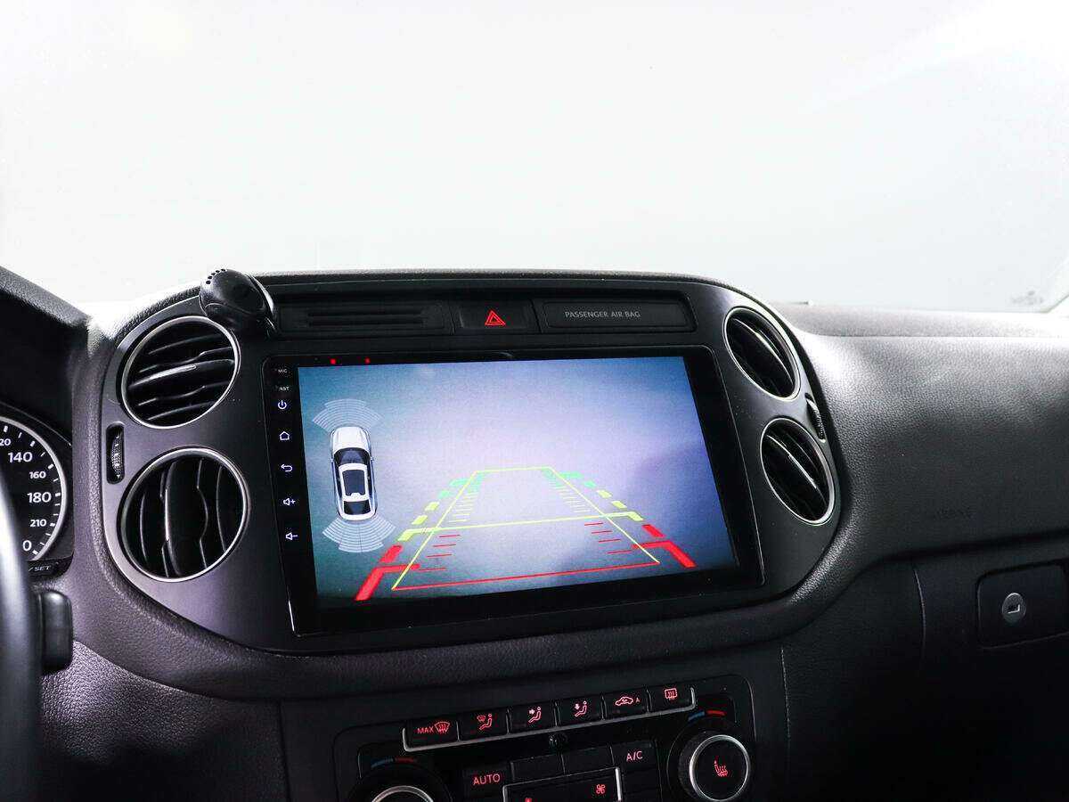 Volkswagen Tiguan б/у, 2012, Автоматическая. Фото: #16