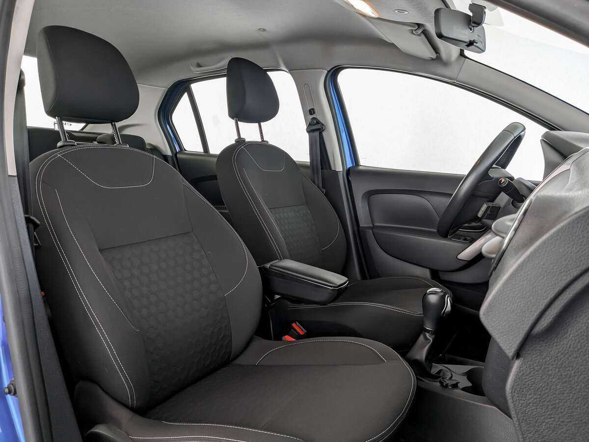 Renault Logan б/у, 2017, Автоматическая. Фото: #18