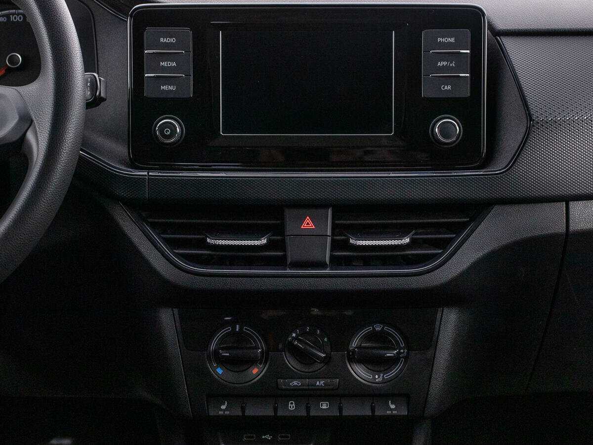 Volkswagen Polo б/у, 2020, Механическая. Фото: #13