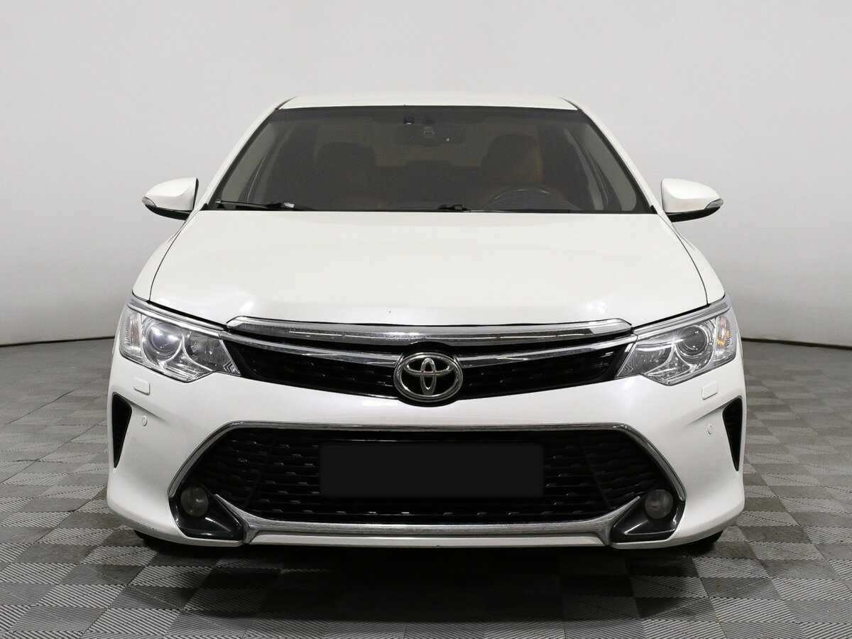 Toyota Camry б/у, 2017, Автоматическая. Фото: #1