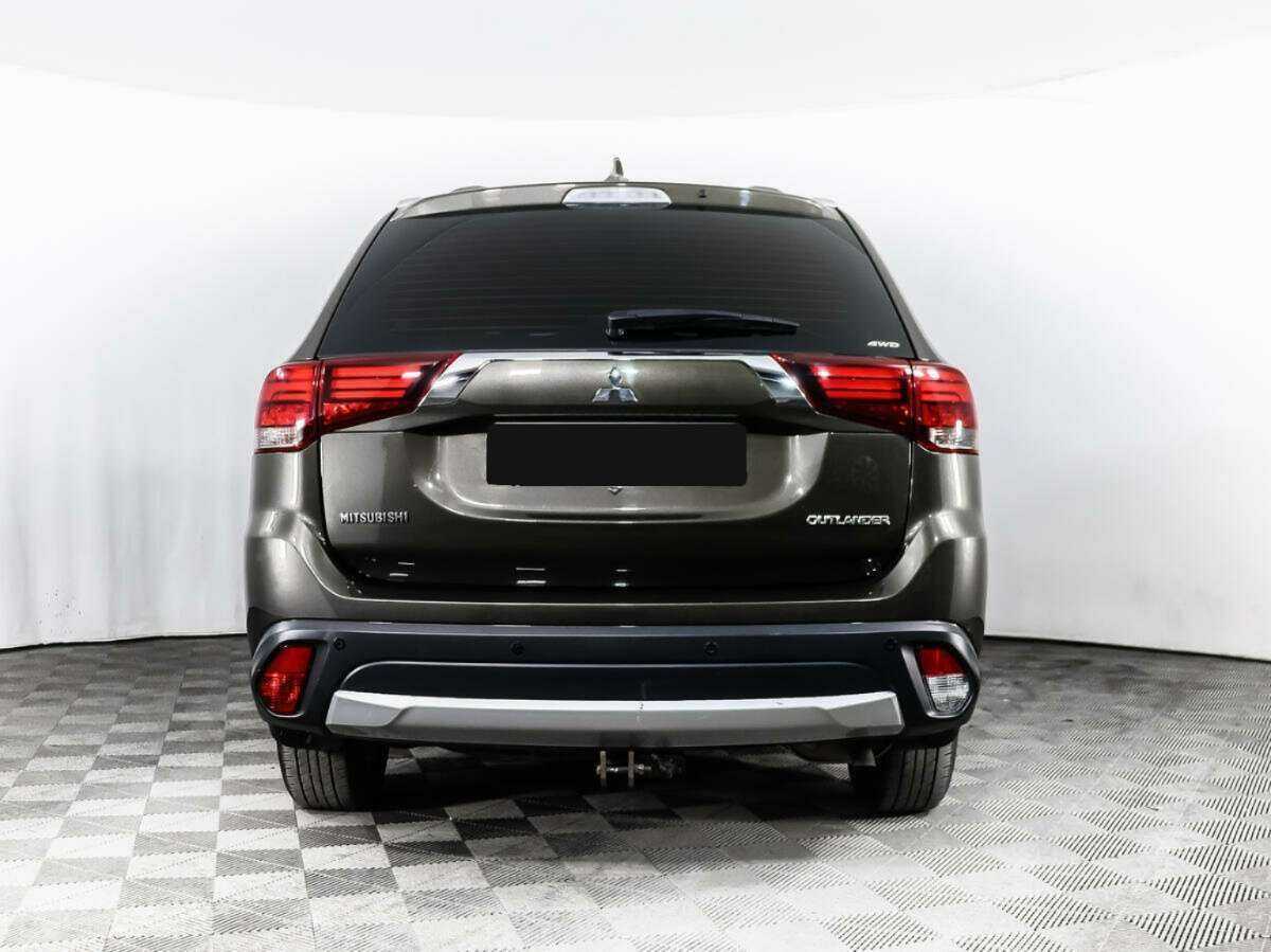 Mitsubishi Outlander б/у, 2018, Вариатор. Фото: #5