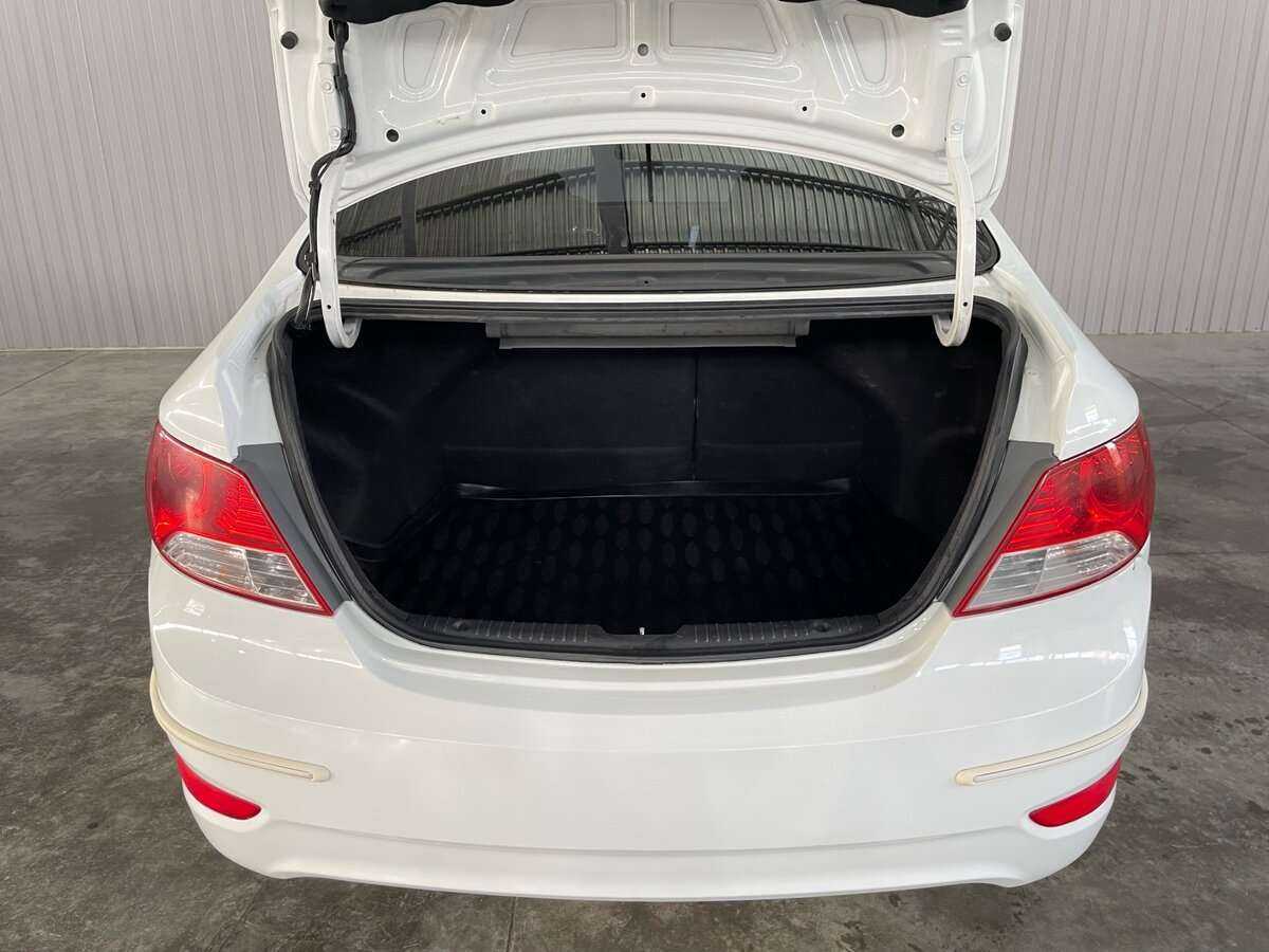 Hyundai Solaris б/у, 2013, Механическая. Фото: #21