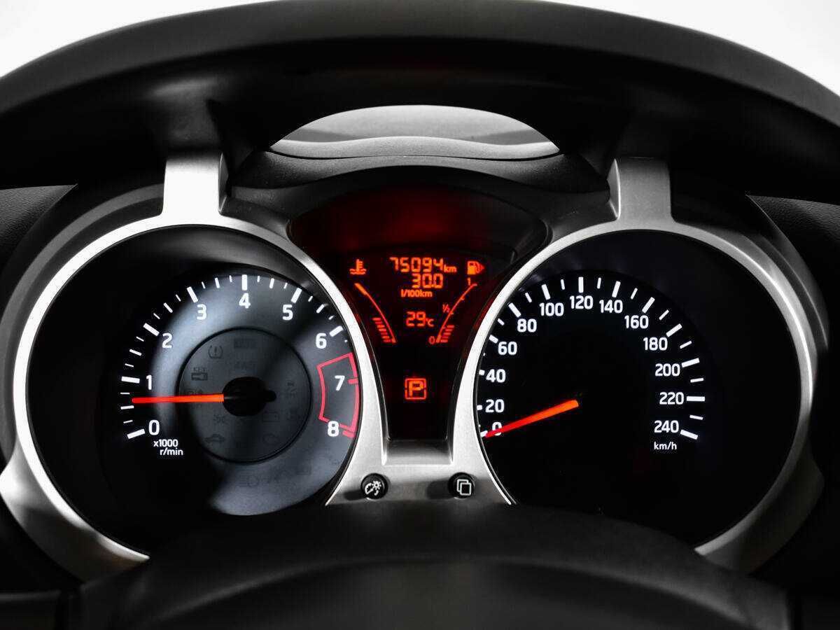 Nissan Juke б/у, 2014, Вариатор. Фото: #10