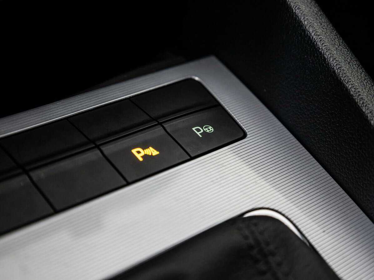 Skoda Octavia б/у, 2016, Роботизированная. Фото: #17