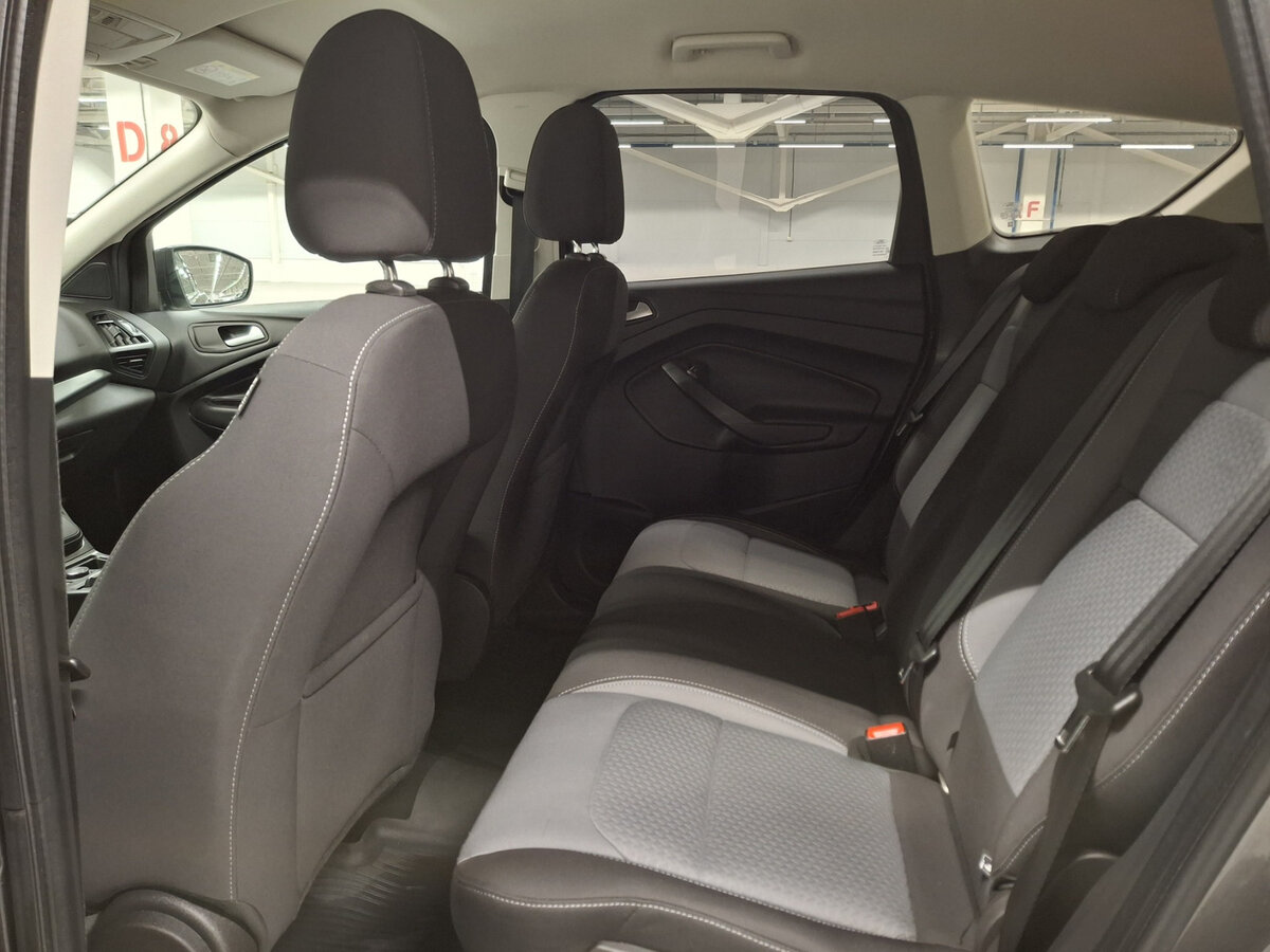Ford Kuga б/у, 2016, Автоматическая. Фото: #11