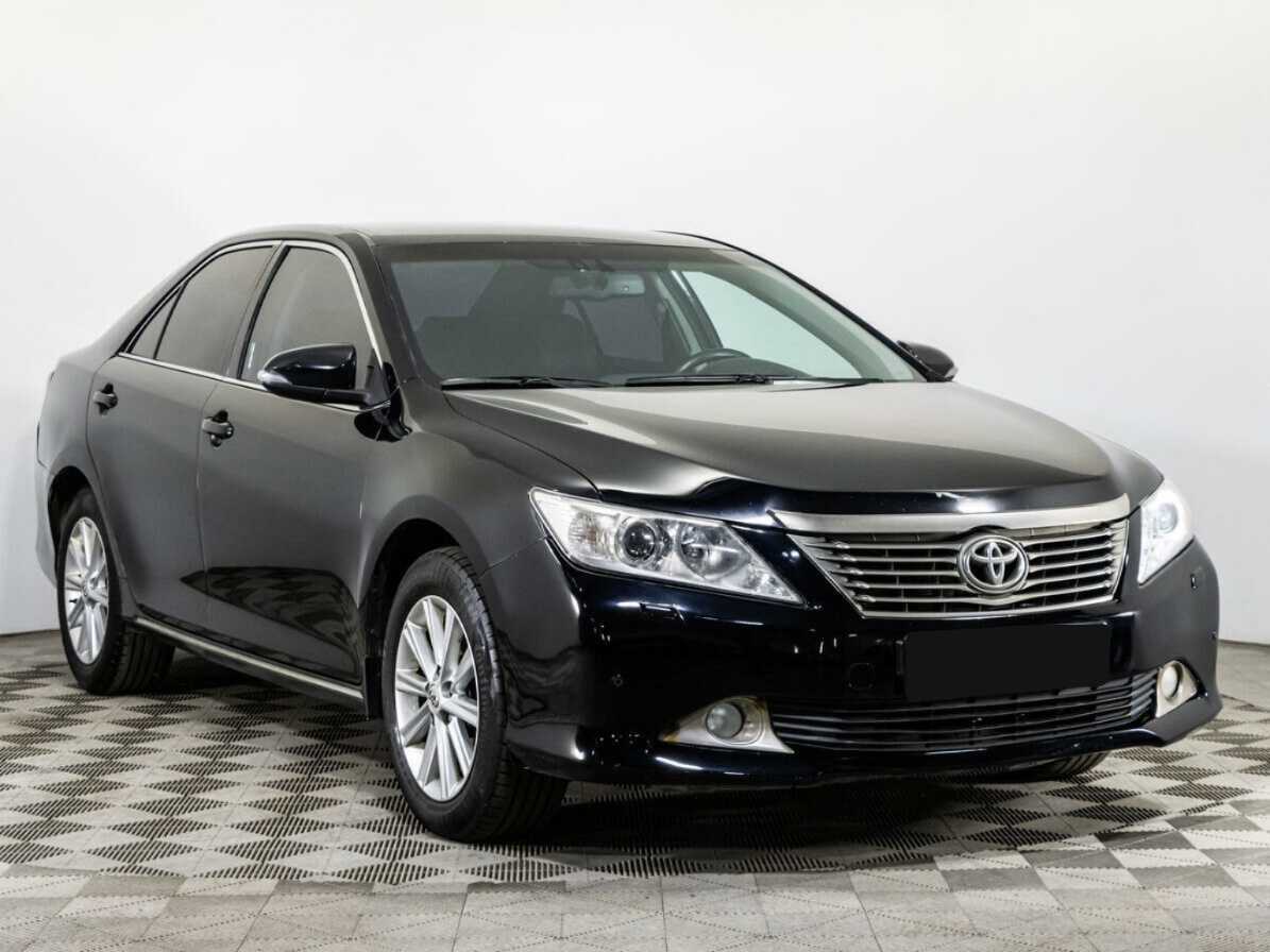 Toyota Camry б/у, 2014, Автоматическая. Фото: #2