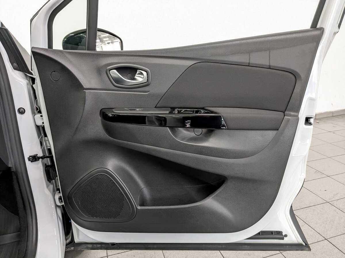 Renault Kaptur б/у, 2021, Вариатор. Фото: #21