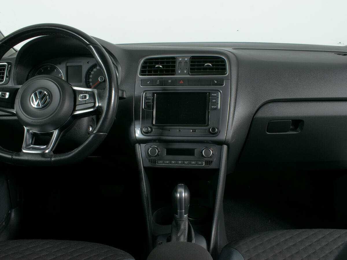 Volkswagen Polo б/у, 2019, Роботизированная. Фото: #9