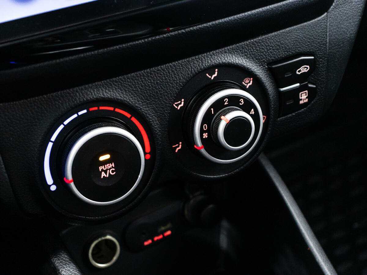 Kia Rio б/у, 2012, Автоматическая. Фото: #12