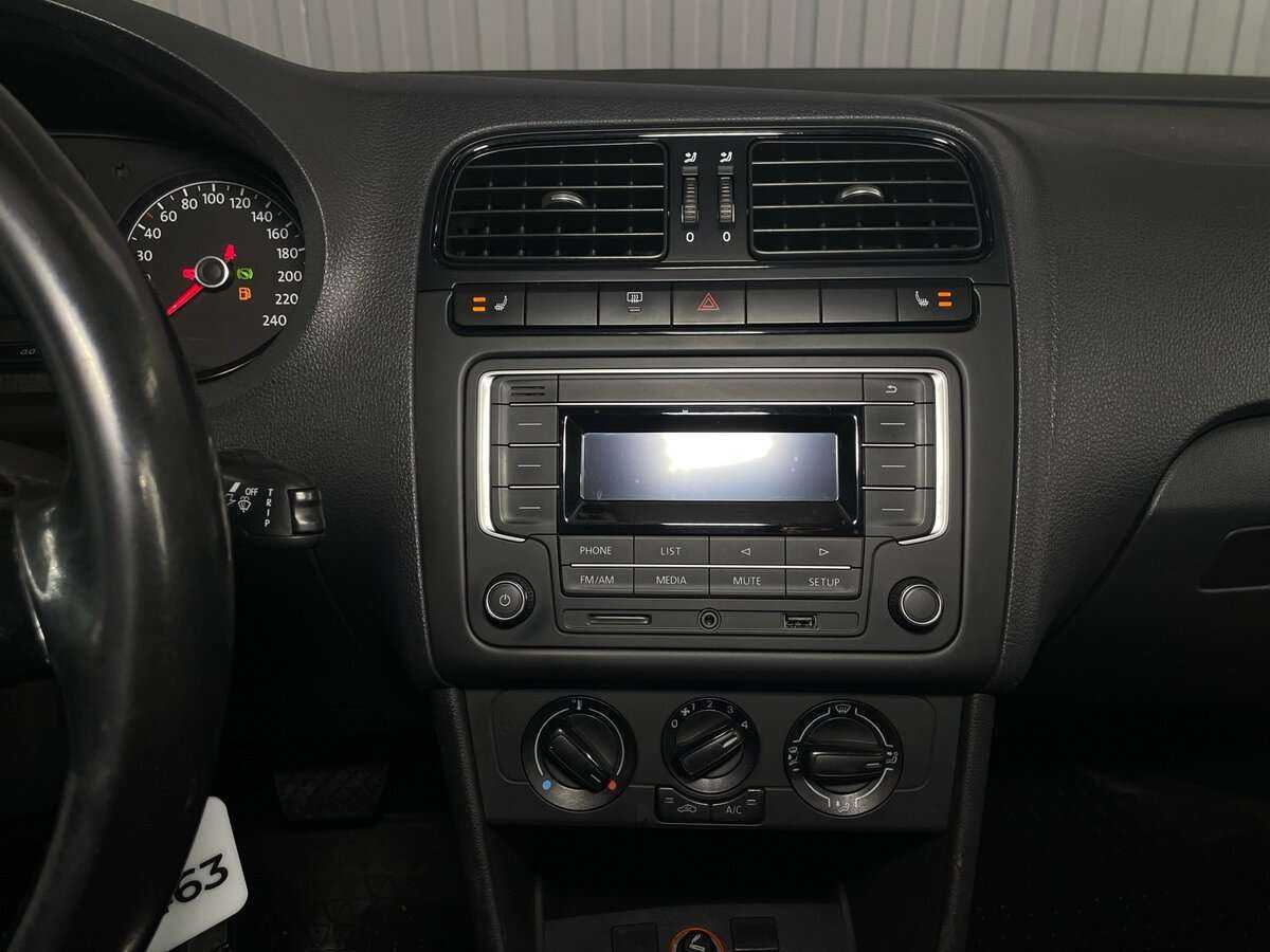 Volkswagen Polo б/у, 2016, Автоматическая. Фото: #15