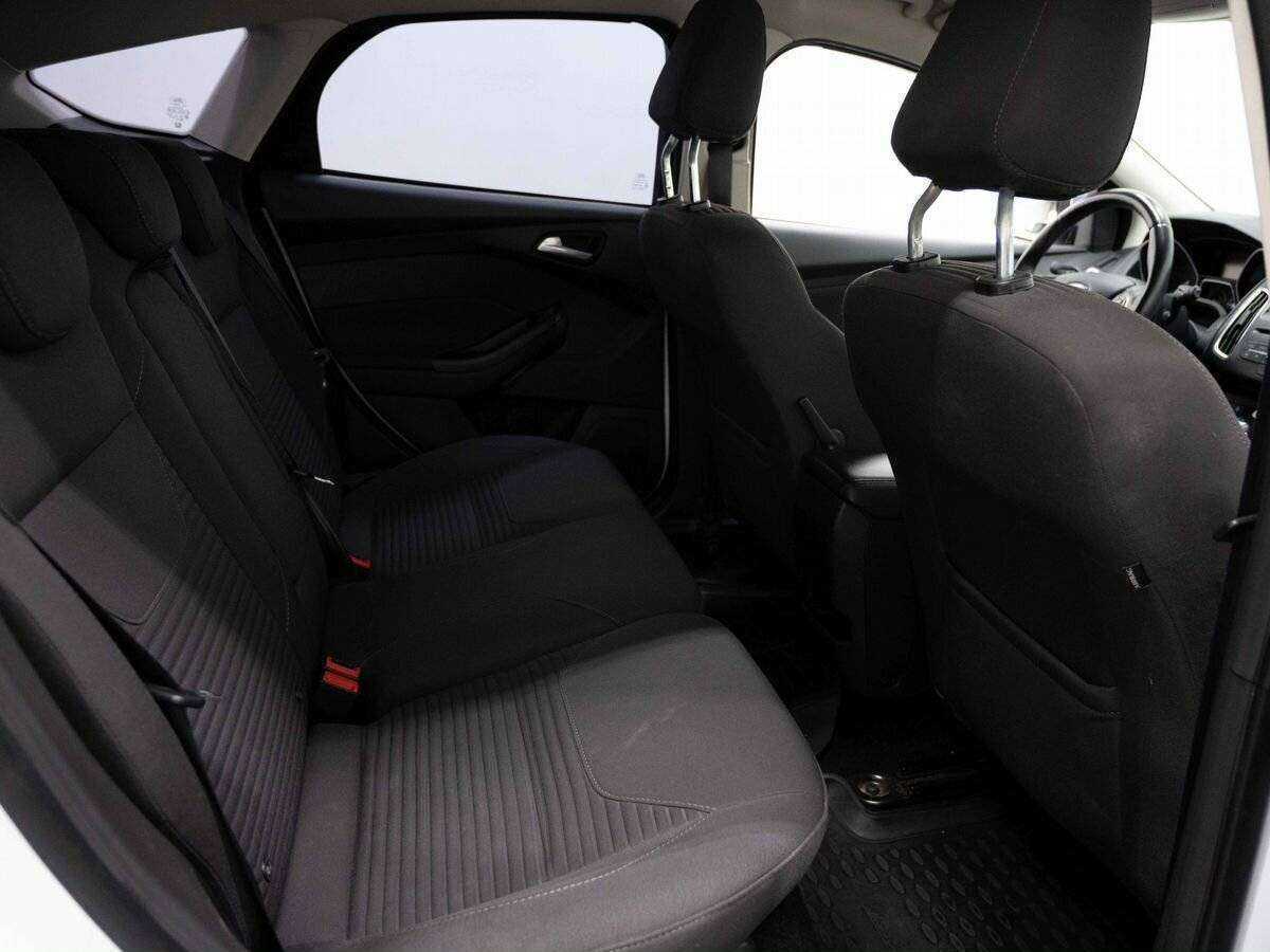 Ford Focus б/у, 2016, Автоматическая. Фото: #9