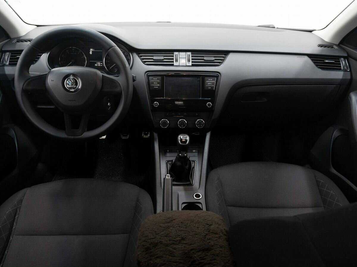 Skoda Octavia б/у, 2018, Механическая. Фото: #13